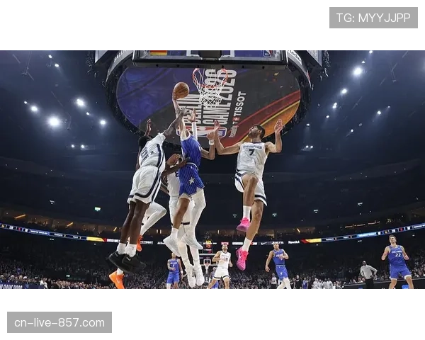 班凯罗26分13篮板4抢断 魔术击败灰熊展现全能身手